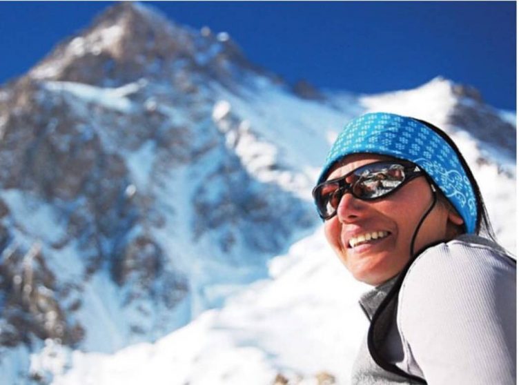 مستند صعود لیلا اسفندیاری به قله K2